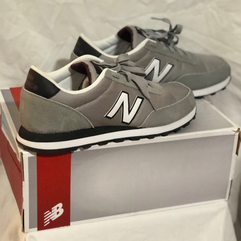Men’s New Balance Ballistic 501 size 11.